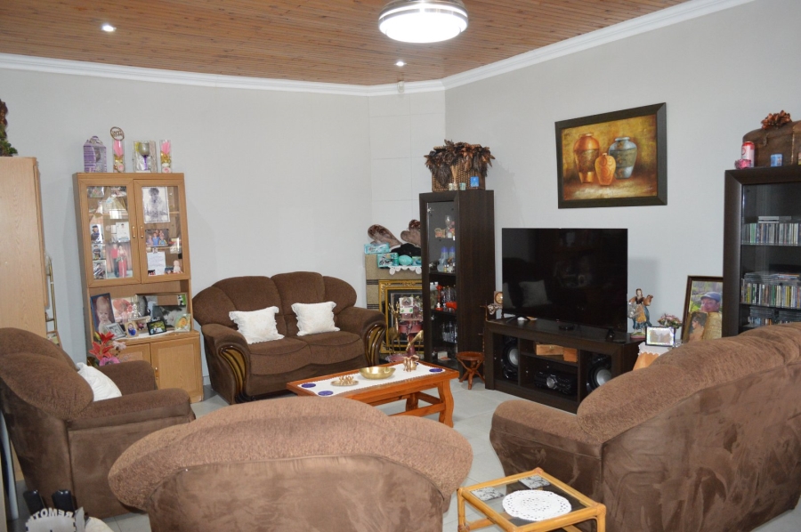 3 Bedroom Property for Sale in Elandia North West